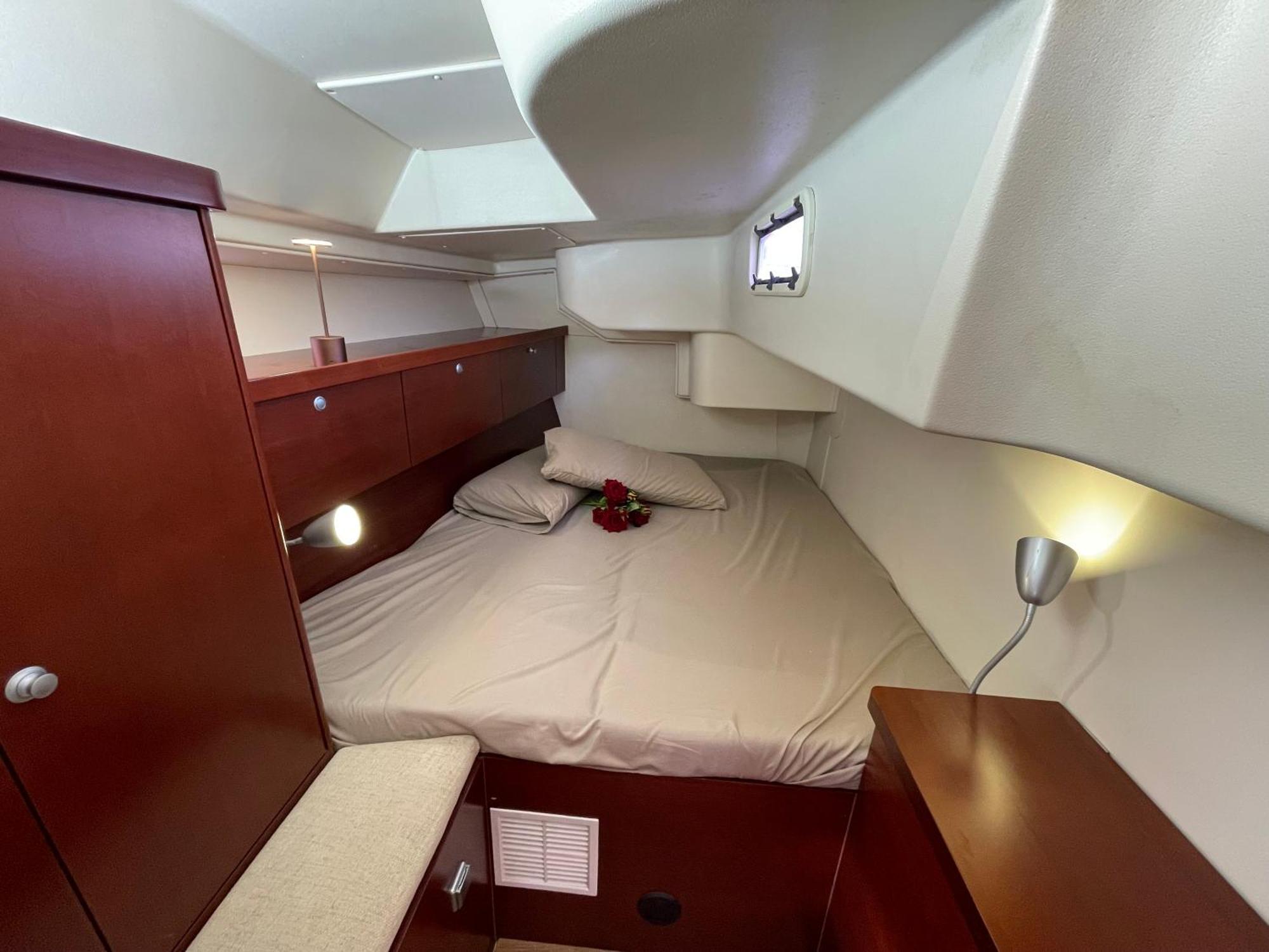 Boat Tour With Aperitif And Music Included On A Sailing Boat Venice
