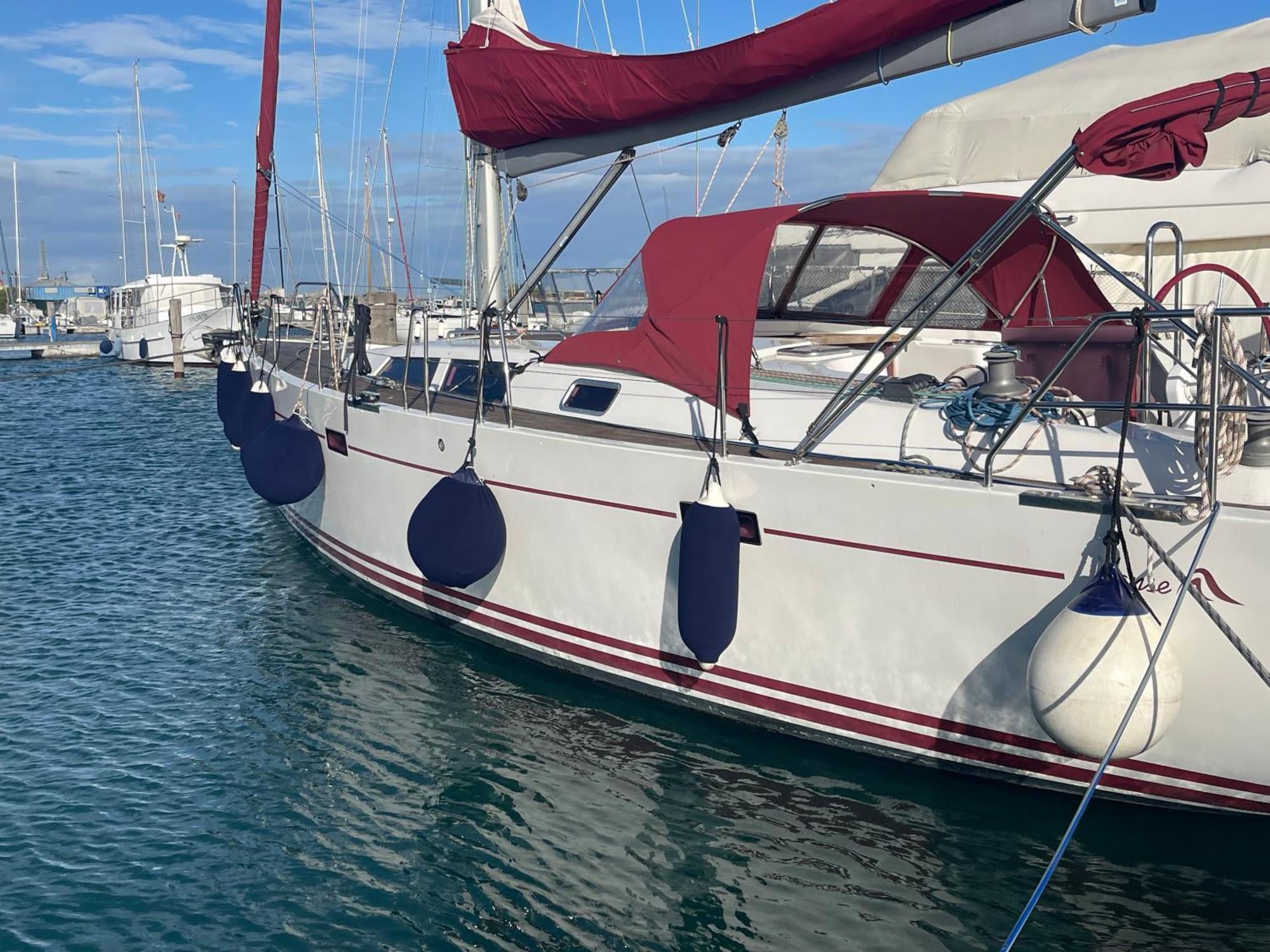 Boat Tour With Aperitif And Music Included On A Sailing Boat Botel Venice